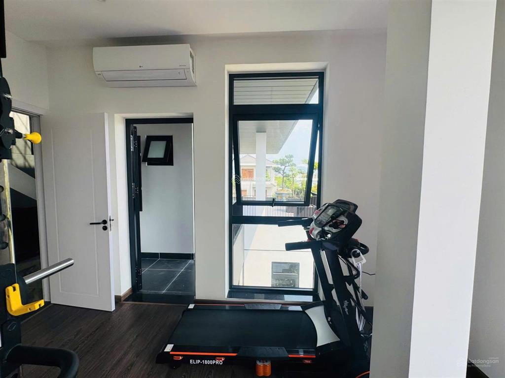 Căn biệt thự siêu đẳng cấp ngay góc 2 mặt tiền khu đô thị sinh thái hoà xuân,  0934 863 ***