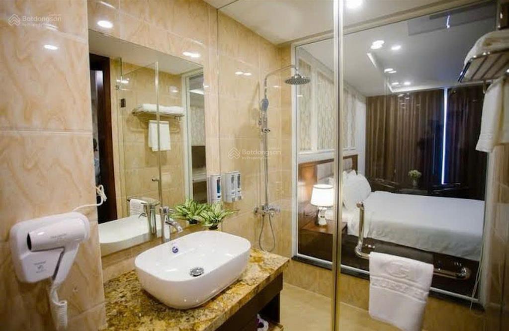Khách sạn century  võ văn kiệt, an hải, đà nẵng.  0934 863 ***