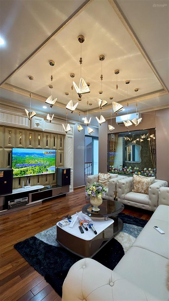Cho thuê căn biệt thự siêu vip hót nhất hiện nay! có hồ bơi! mt đường 7m5 khu vip hoà xuân, đà nẵng