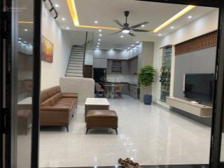 Căn nhà 3 tầng siêu đẹp đường hói kiểng  nam hoà xuân  0934 863 ***