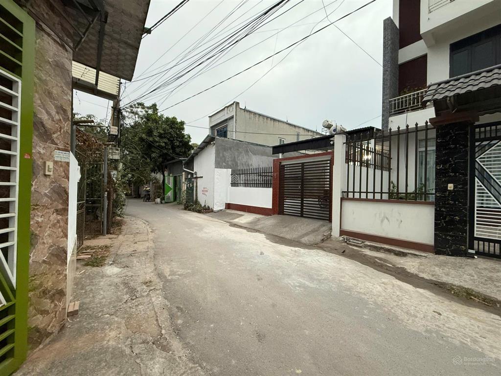 Cần bán lô đất tặng nhà cấp 4 ngõ 6 đường nguyễn tất thành, khai quang, vĩnh yên