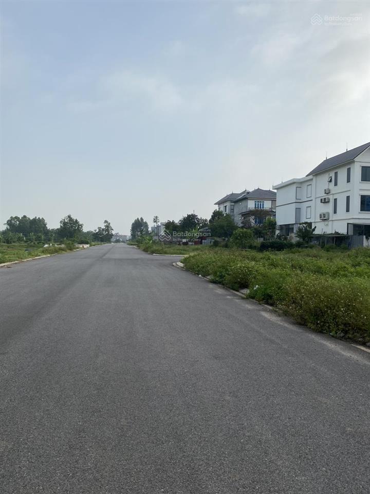 Cần bán lô đất băng 3 đương đinh tiên hoàng khu nhà vườn mậu lâm khai quang vĩnh yên