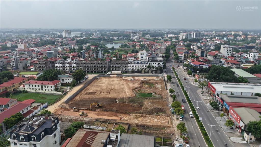 Bán căn shophouse liền kề chân chung cư cao cấp trung tâm tp vĩnh yên