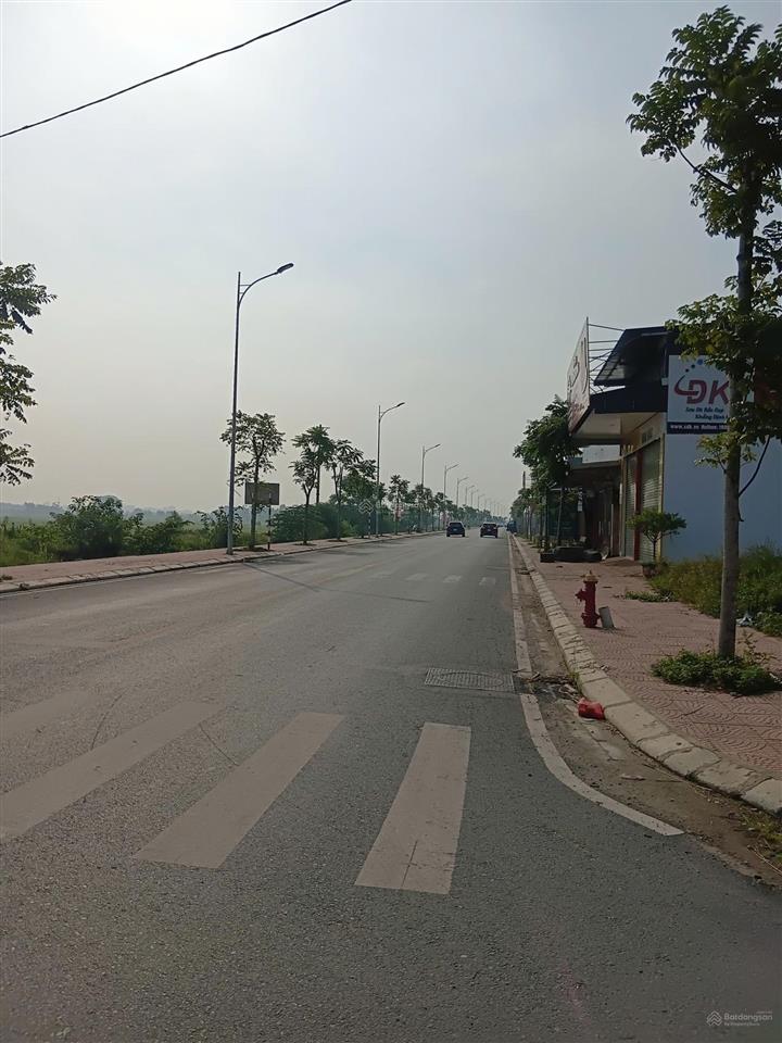 Bán giá cắt lỗ gần tỷ giá vốn lô đất mặt đường 51m cụm công nghiệp làng nghề minh phương yên lạc