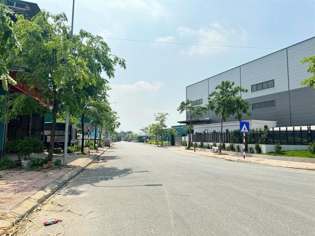Bán giá cắt lỗ gần tỷ giá vốn lô đất mặt đường 51m cụm công nghiệp làng nghề minh phương yên lạc