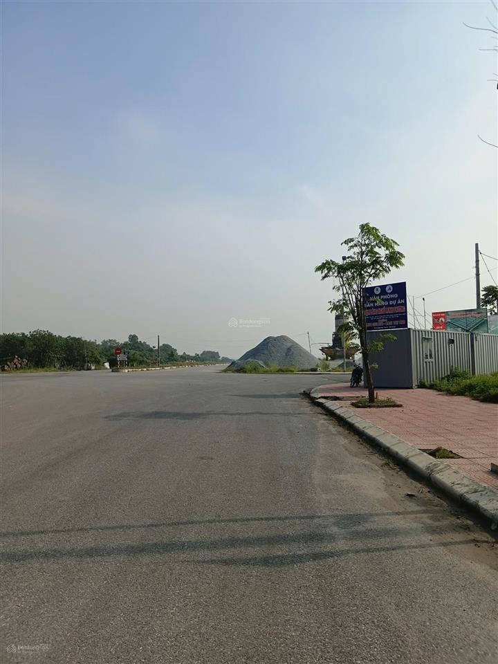 Bán giá cắt lỗ gần tỷ giá vốn lô đất mặt đường 51m cụm công nghiệp làng nghề minh phương yên lạc