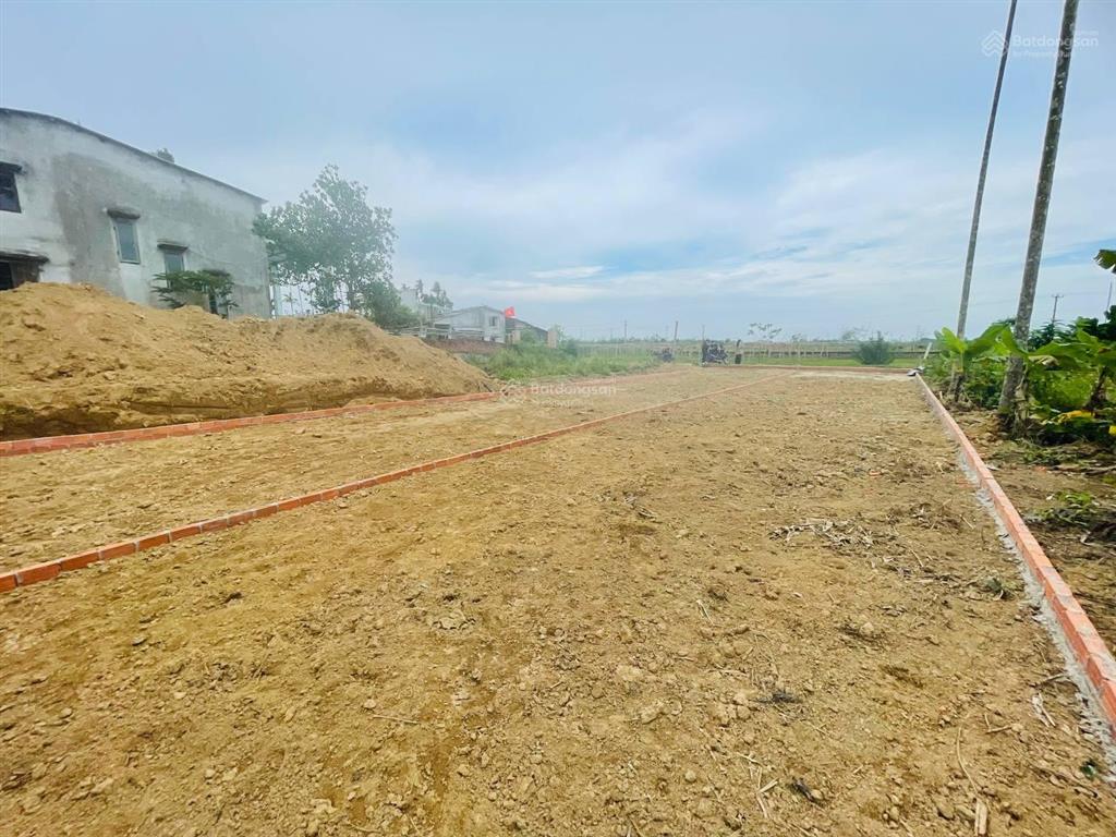 Đất ven đà nẵng gần quốc lộ 1a  thuận tiện di chuyển giá chỉ 690tr/lô
