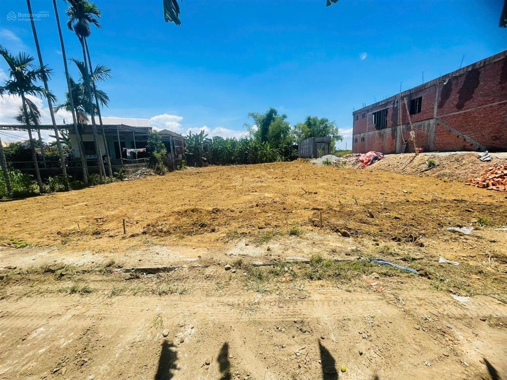 Đất nền điện hồng  điện bàn tây  dt đất ở hết khu dân cư đông chỉ 670tr