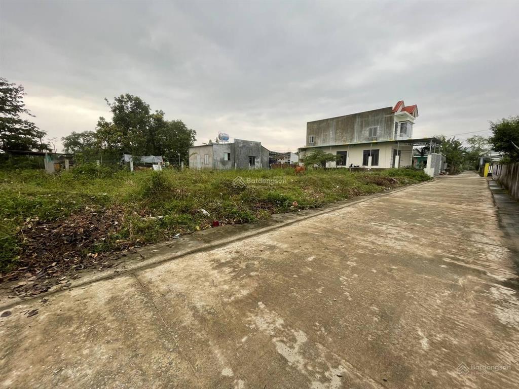 Đất hòa vang  lô 140m2  giá tốt thời điểm này 890tr khu đất sạch sẽ, dân cư hiện hữu