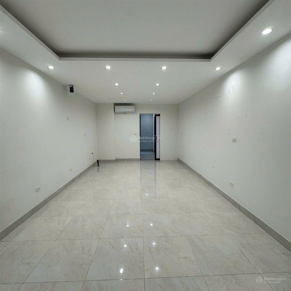 Hoàn thiện 5 tầng có thang máy tại vinhomes ocean park 2