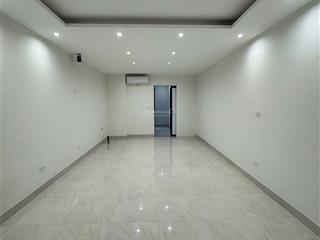 Hoàn thiện 5 tầng có thang máy tại vinhomes ocean park 2