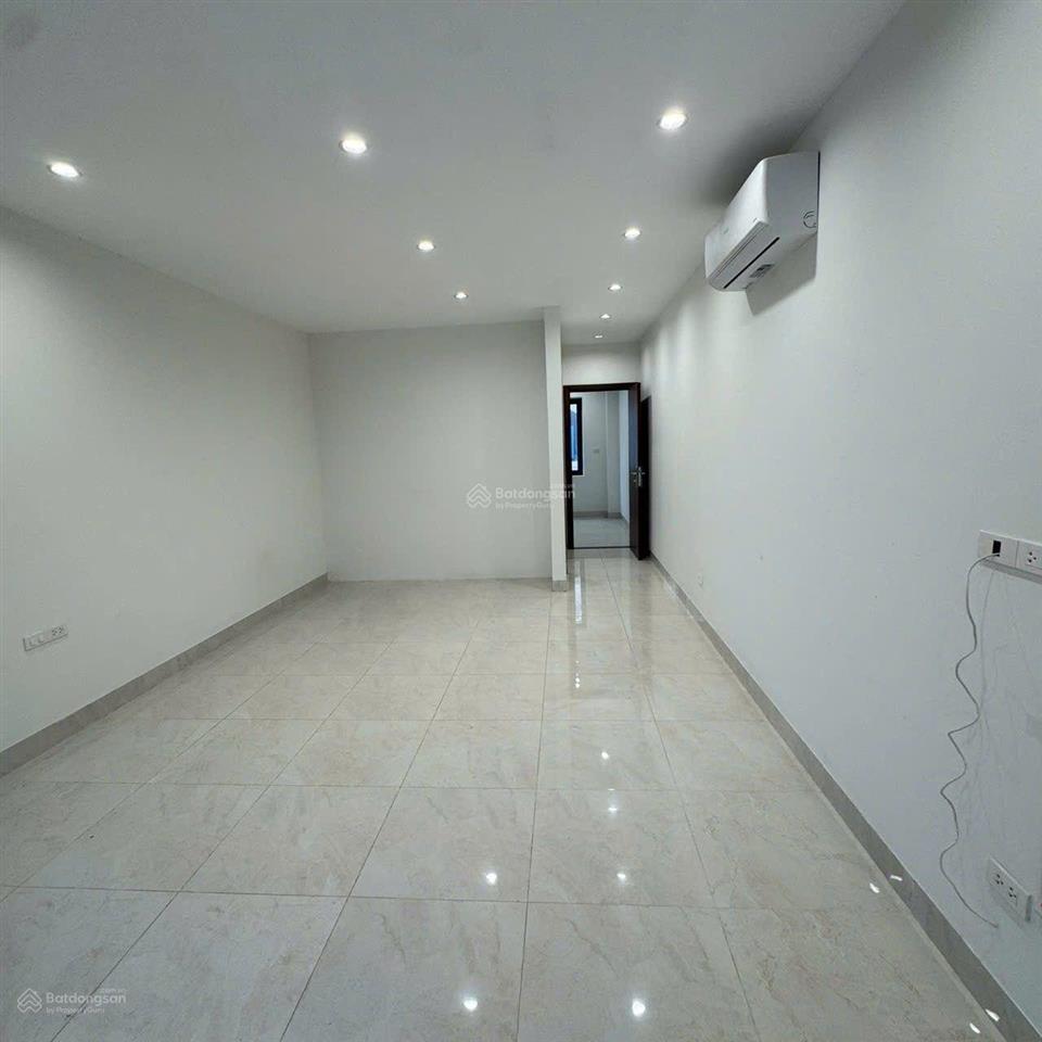 Hoàn thiện 5 tầng có thang máy tại vinhomes ocean park 2