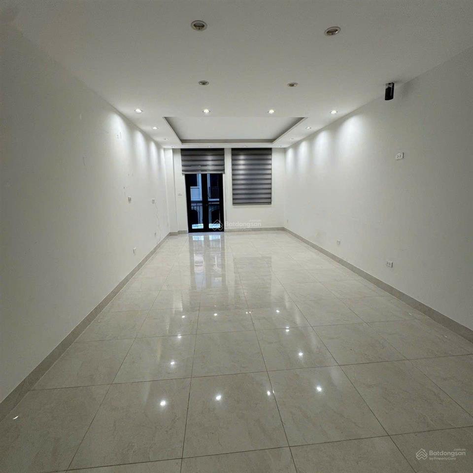 Hoàn thiện 5 tầng có thang máy tại vinhomes ocean park 2