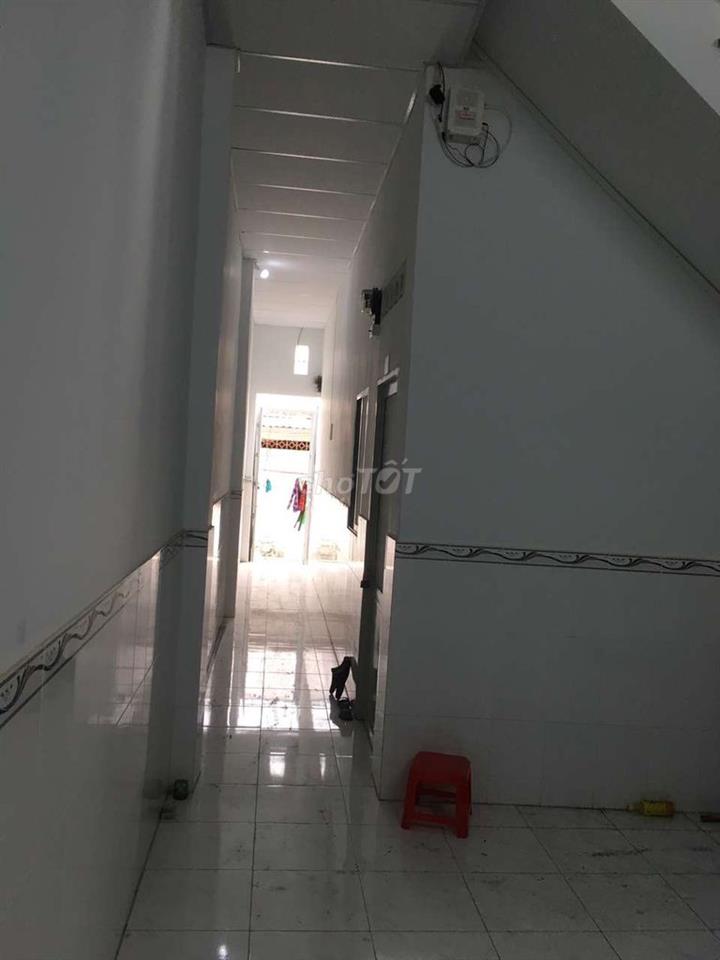 cho thê phòng đẹp có wifi , nhà xe , yên tĩnh . chủ dễ tính