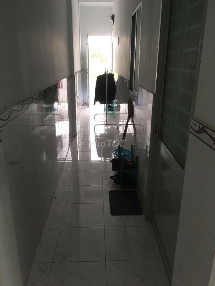 cho thê phòng đẹp có wifi , nhà xe , yên tĩnh . chủ dễ tính