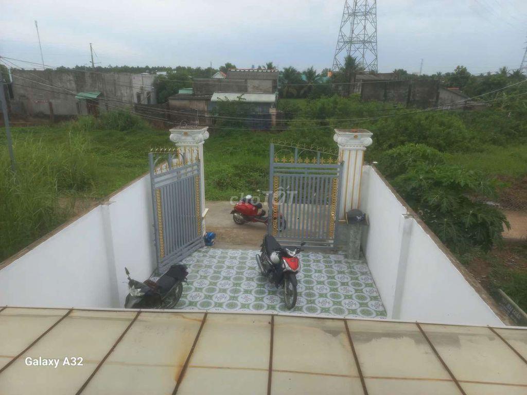 Nhà vườn 330m2 full thổ cư