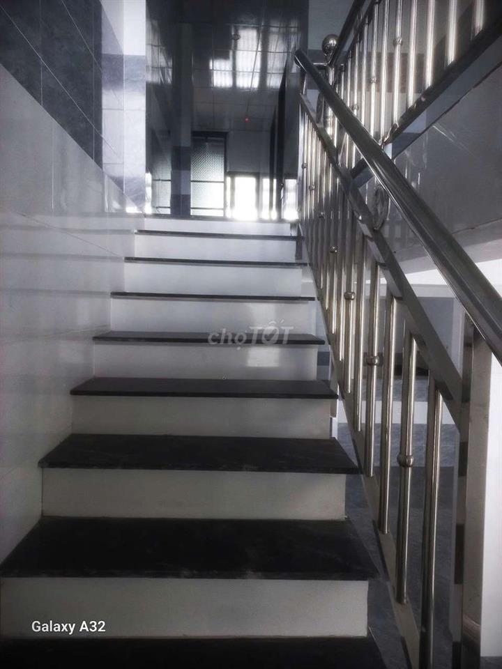 Nhà vườn 330m2 full thổ cư
