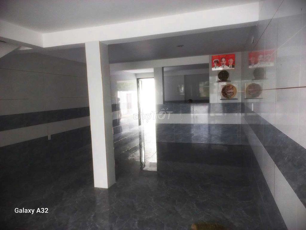 Nhà vườn 330m2 full thổ cư
