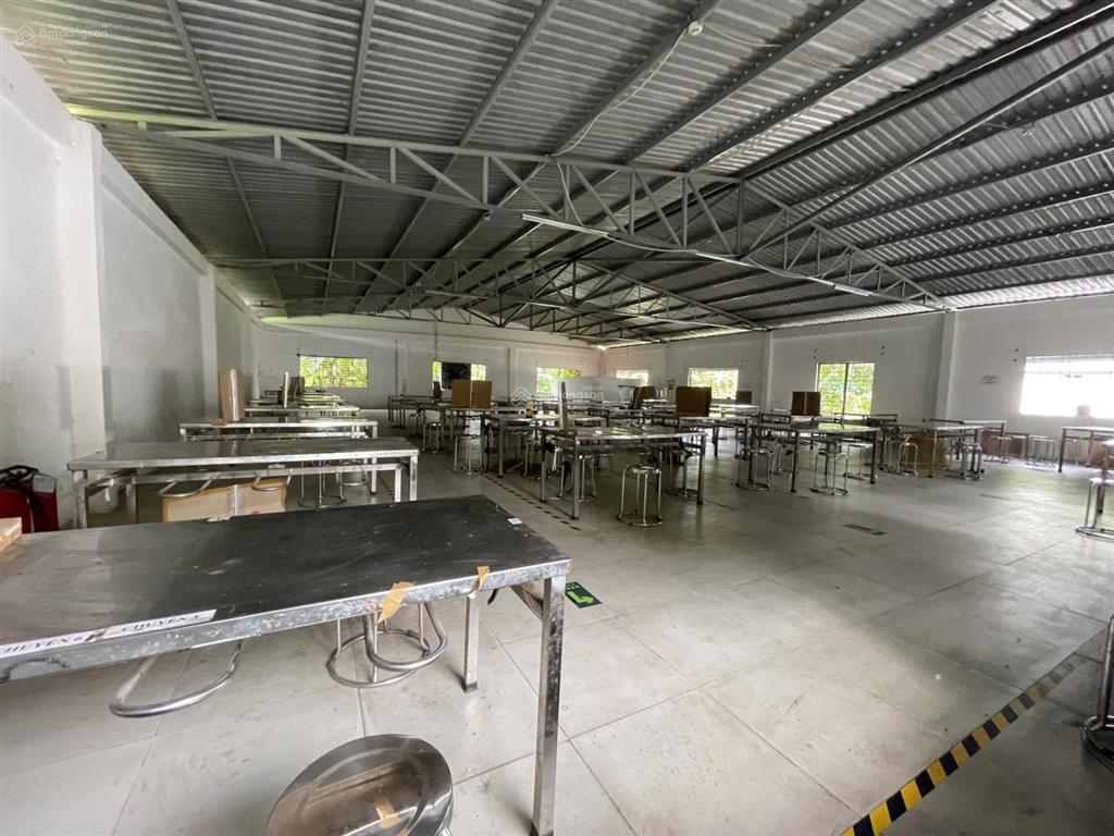 Nhà xưởng 10.000m2 đường hồ văn tắng nhà xưởng đang cho thuê 300 triệu/tháng cần bán