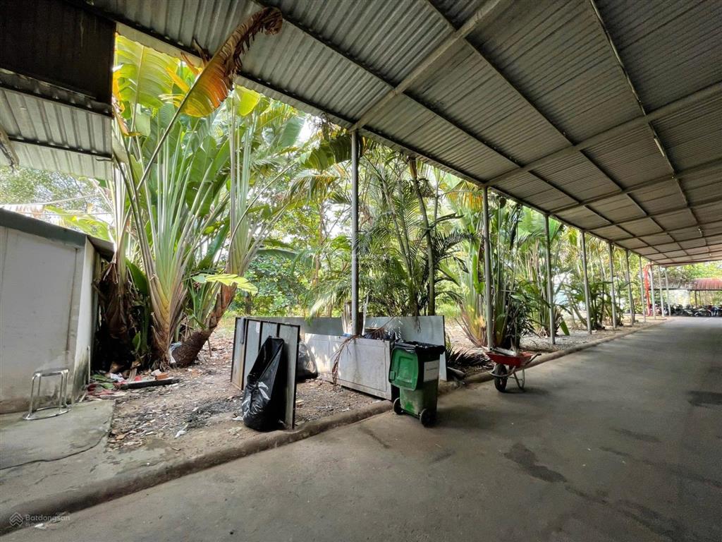 Nhà xưởng 10.000m2 đường hồ văn tắng nhà xưởng đang cho thuê 300 triệu/tháng cần bán
