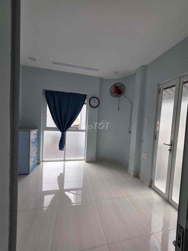 Cho thuê nhà nguyên căn quận 3