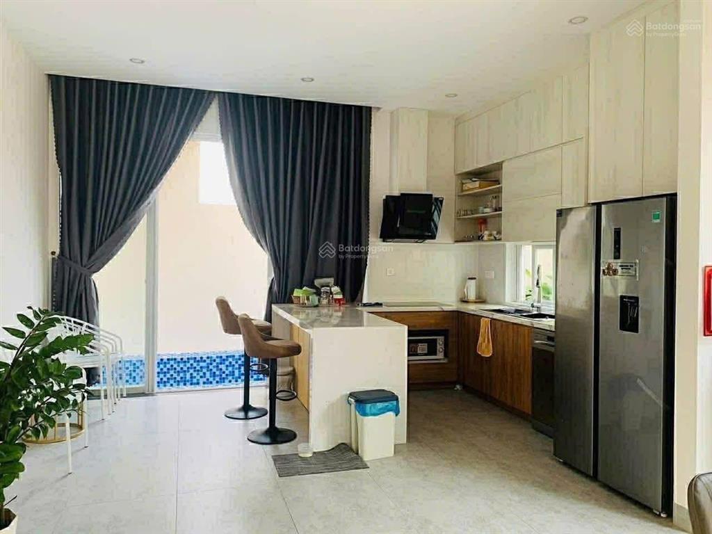 Cho thuê biệt thự 4pn khu nam hoà xuân. có hồ bơi, phòng xông hơi, sân vườn