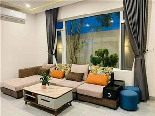 Cho thuê biệt thự 4pn khu nam hoà xuân. có hồ bơi, phòng xông hơi, sân vườn