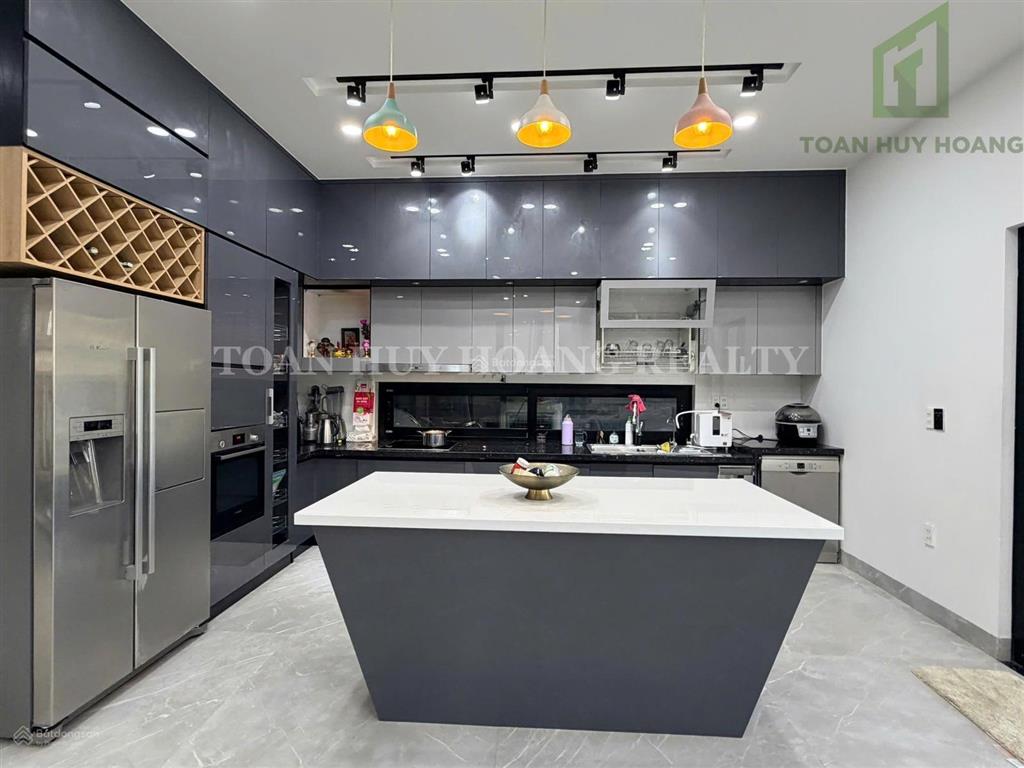 Cho thuê biệt thự 4pn khu euro village 2, full nội thất đẹp