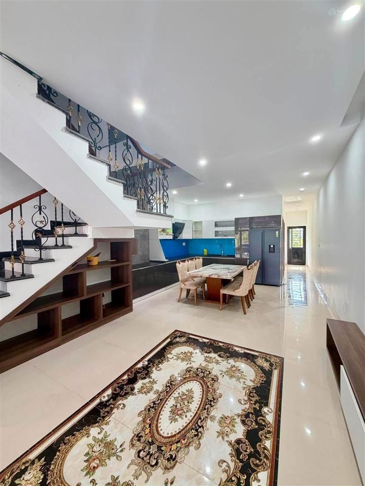 Cho thuê nhà 4 tầng 5pn đường trương quang được, khu nam hoà xuân