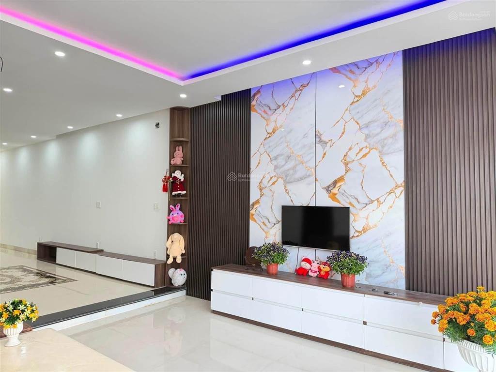 Cho thuê nhà 4 tầng 5pn đường trương quang được, khu nam hoà xuân