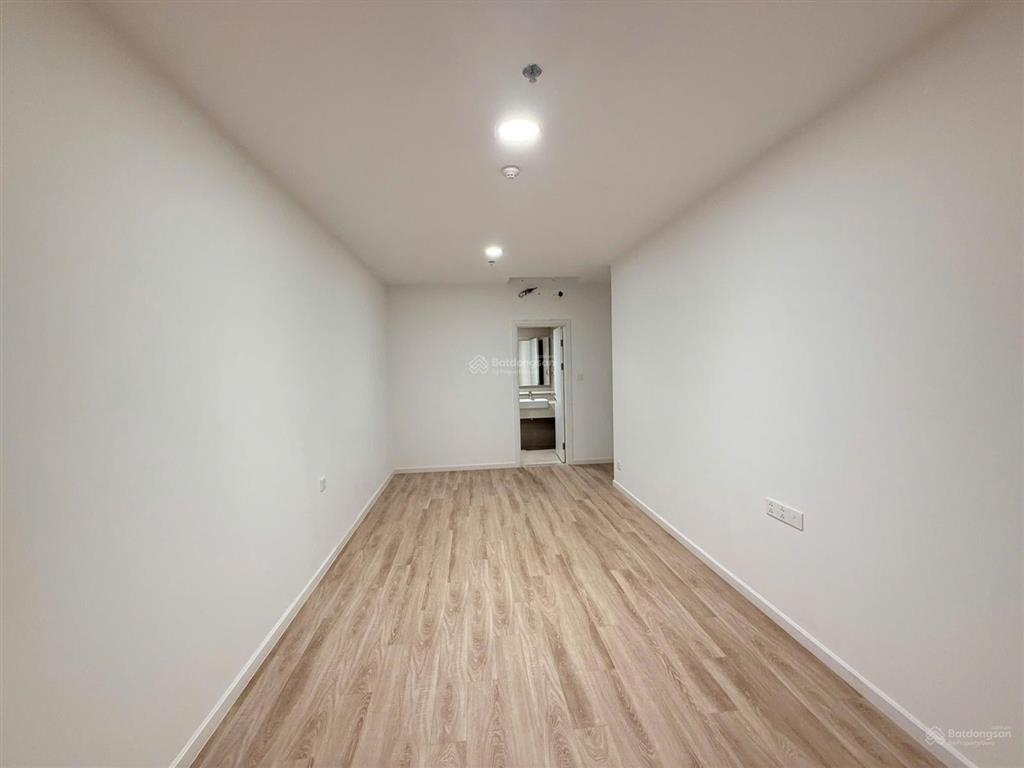 Cho thuê 2pn 2wc 83m² urban green ntcb chỉ 13tr/th. view đẹp nhà thoáng mát