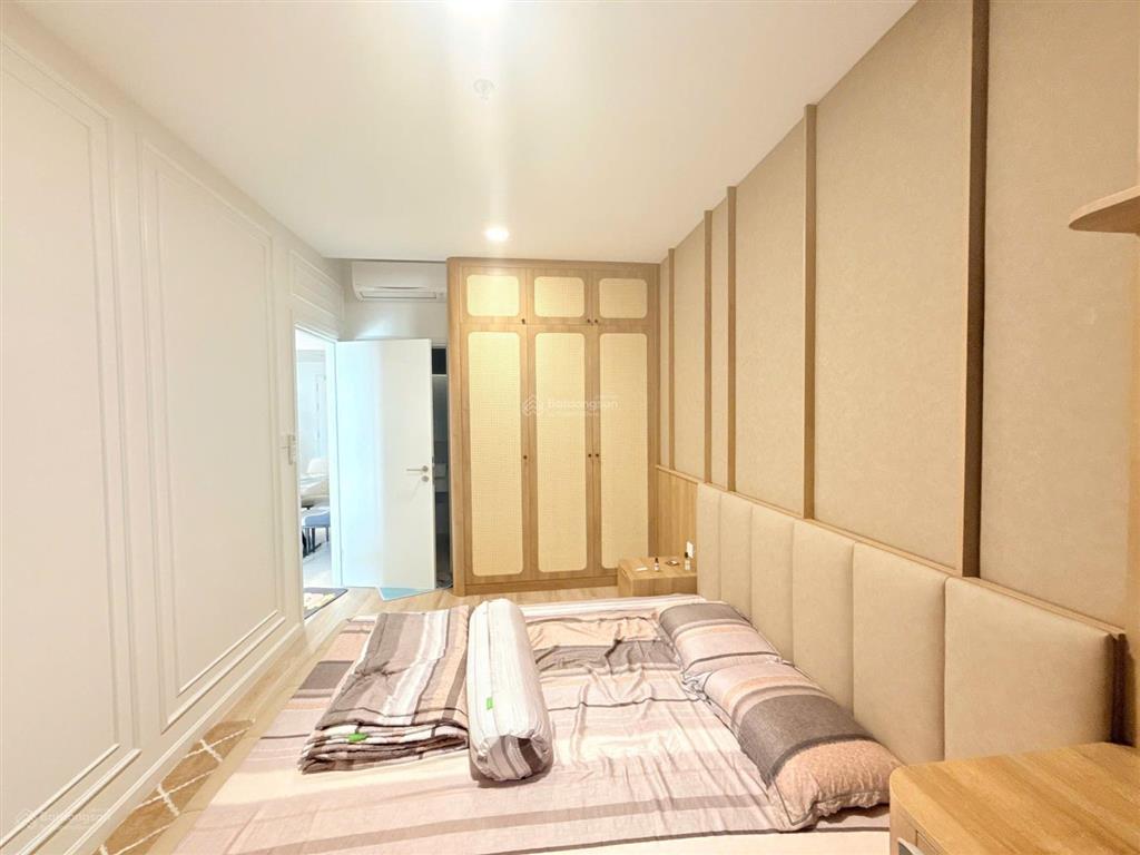 Cho thuê cc urban green, 15 triệu/th, 80m2, 3pn, 2wc, full nội thất tại urban green, thủ đức