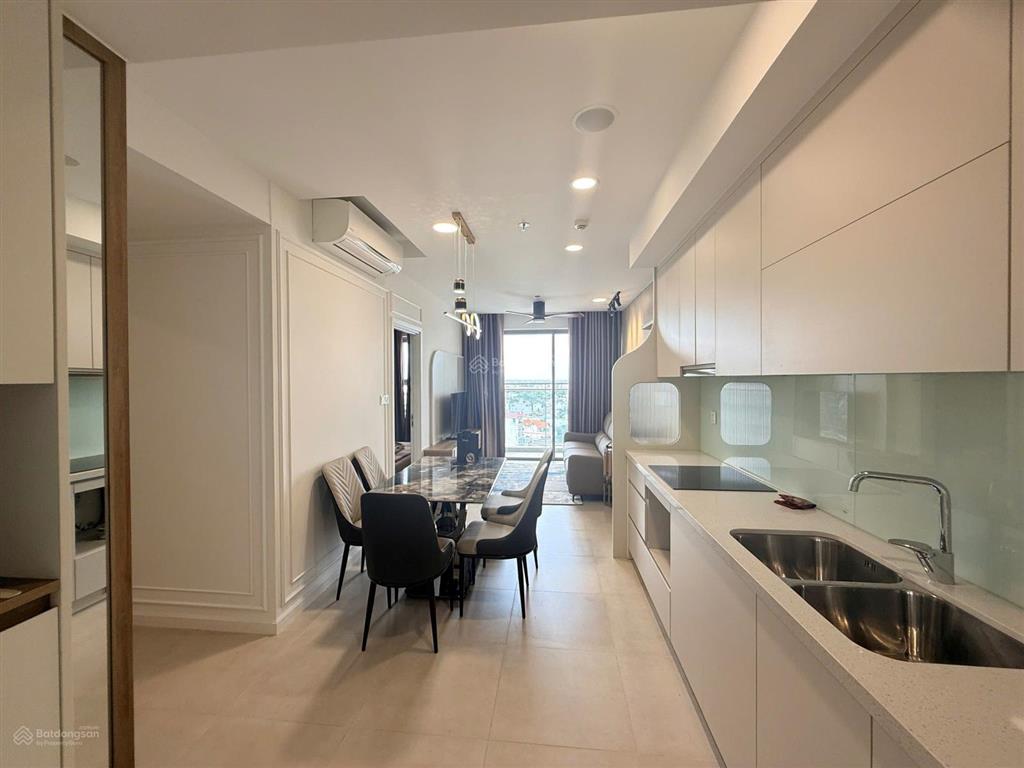 Cho thuê cc urban green, 15 triệu/th, 80m2, 3pn, 2wc, full nội thất tại urban green, thủ đức