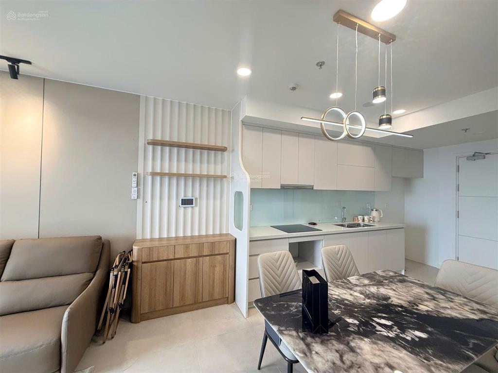 Cho thuê cc urban green, 15 triệu/th, 80m2, 3pn, 2wc, full nội thất tại urban green, thủ đức