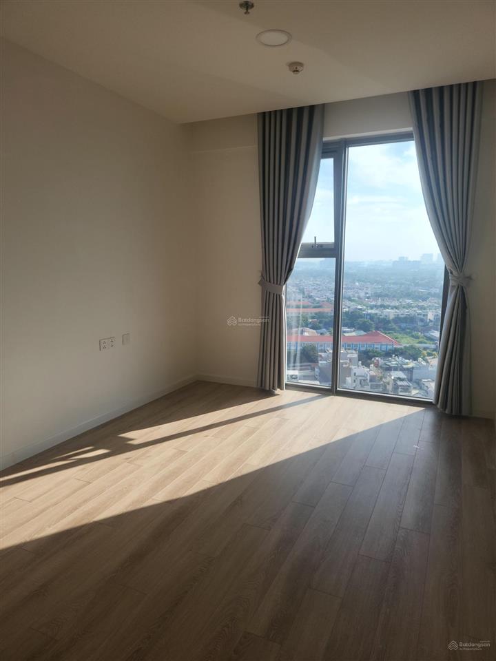Một căn 2pn 83m2 ntcb giá tốt cần tìm khách mới. rõ ràng giá hời thị trường chỉ 12tr/th
