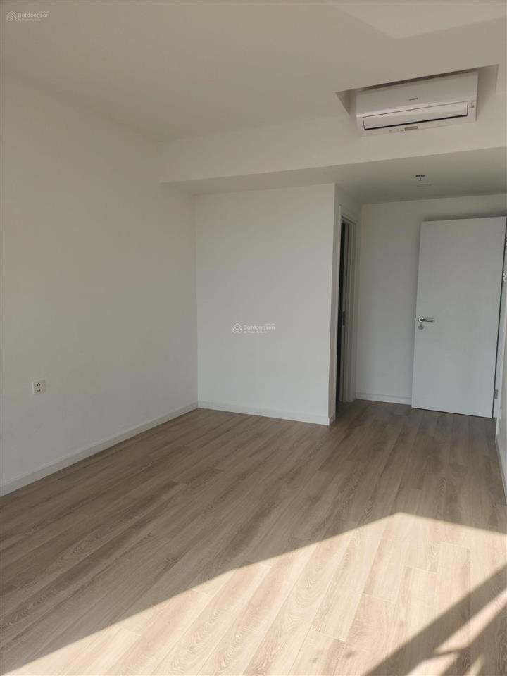 Một căn 2pn 83m2 ntcb giá tốt cần tìm khách mới. rõ ràng giá hời thị trường chỉ 12tr/th