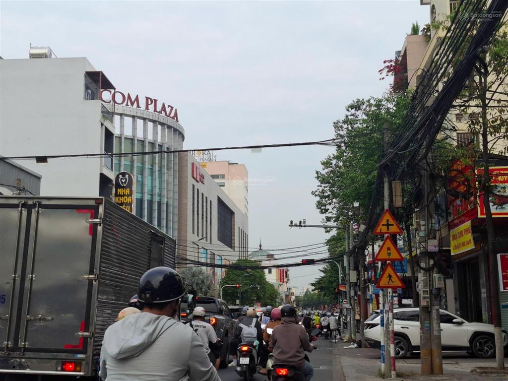 Bán nhà 180m2 gần vincom biên hòa giá chỉ 8,7 tỷ