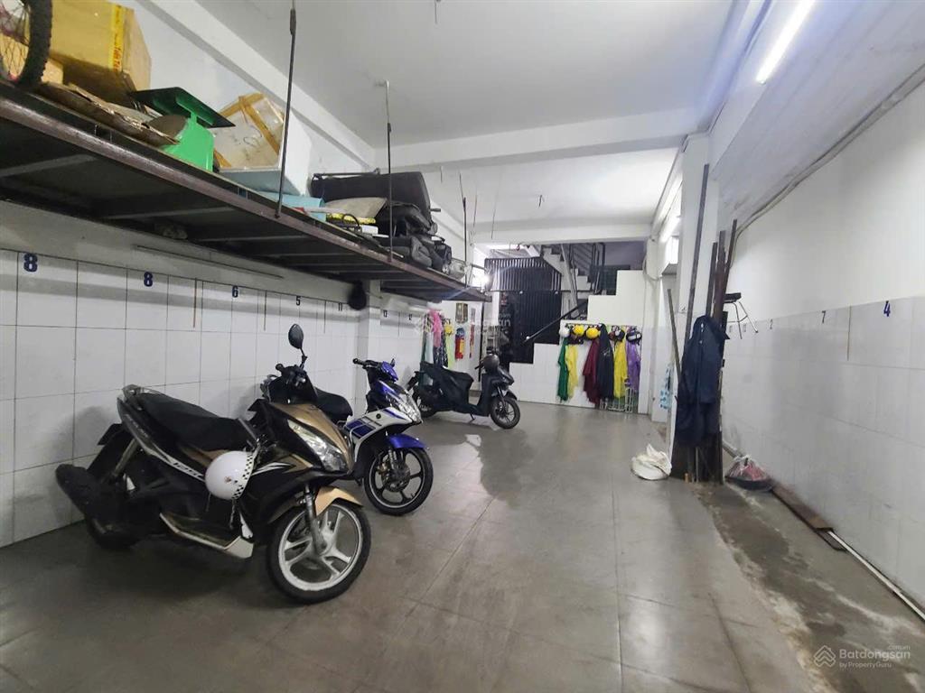 Bán nhà mặt tiền p. tân sơn nhì đang có dòng tiền tốt