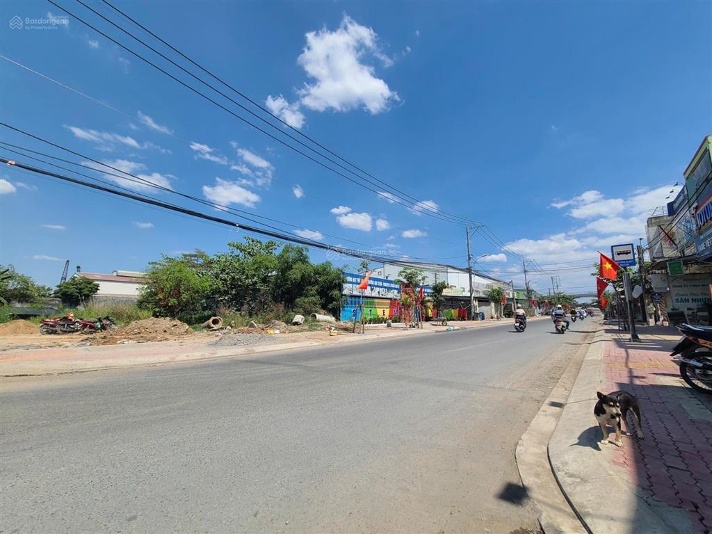 Mua đất tặng nhà, giá rất rẻ hxh lò lu ngay cạnh vin q9, giá chưa đến 56tr/m2