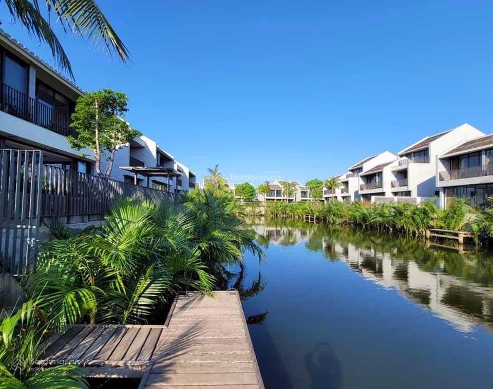 Bán gấp villa casamia hội an view sông, sổ lâu dài.  0942 776 ***