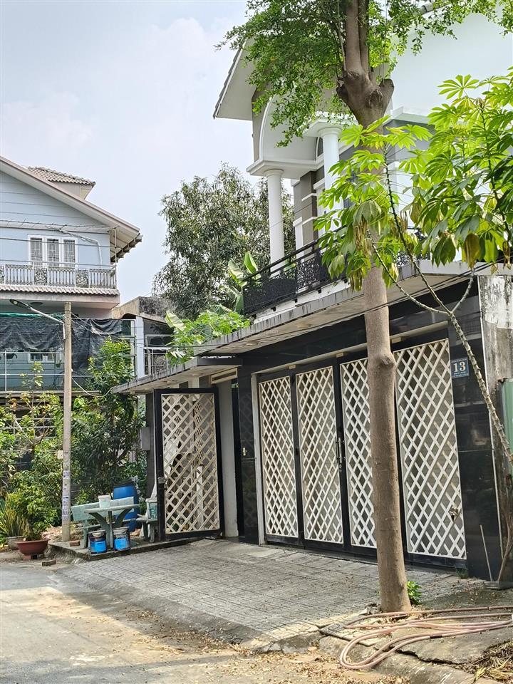 Nhà 3 tầng khu văn phòng chính phủ quốc lộ 13 phường hiệp bình phước thủ đức