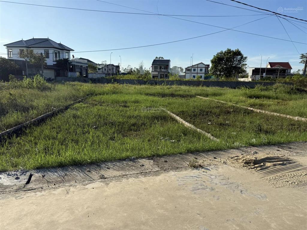 Hơn 1 tỷ 2 lô đất đẹp nghi hòa cửa lò đường oto vào tận nơi vị trí đẹp đi bộ ra vin cửa hội