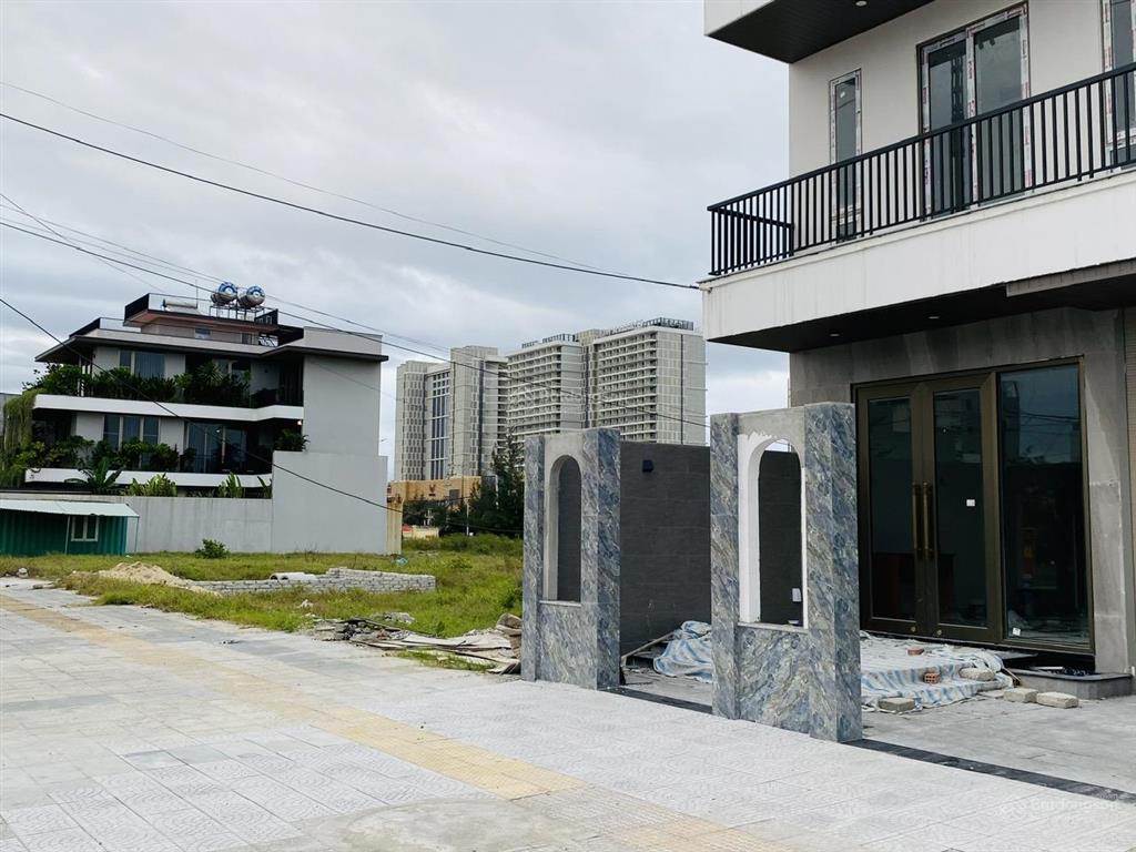Chào bán lô đất đường nguyễn khắc viện, đối diện bãi tắm sơn thủy, vị trí đẹp, giá tốt