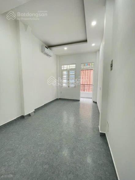 Nhà nguyên căn cho thuê vào ở ngay cạnh giáo xứ chợ quán, hẻm thông nguyễn trãi