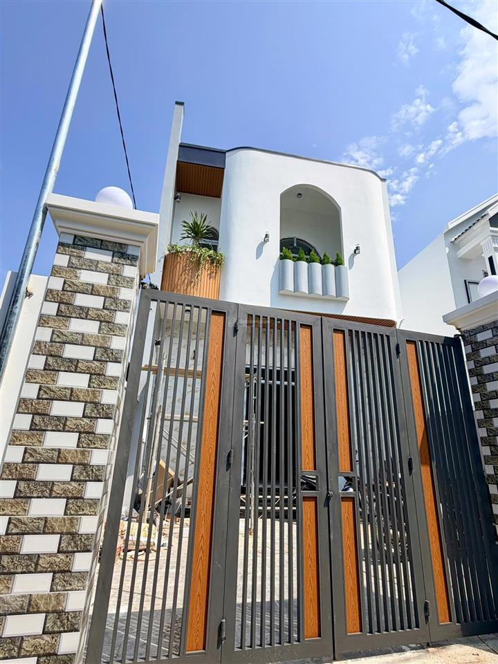 Bán gấp nhà riêng 2,19 tỷ, 95m2, 3pn tại xóm tháp 2, diên phú, diên khánh
