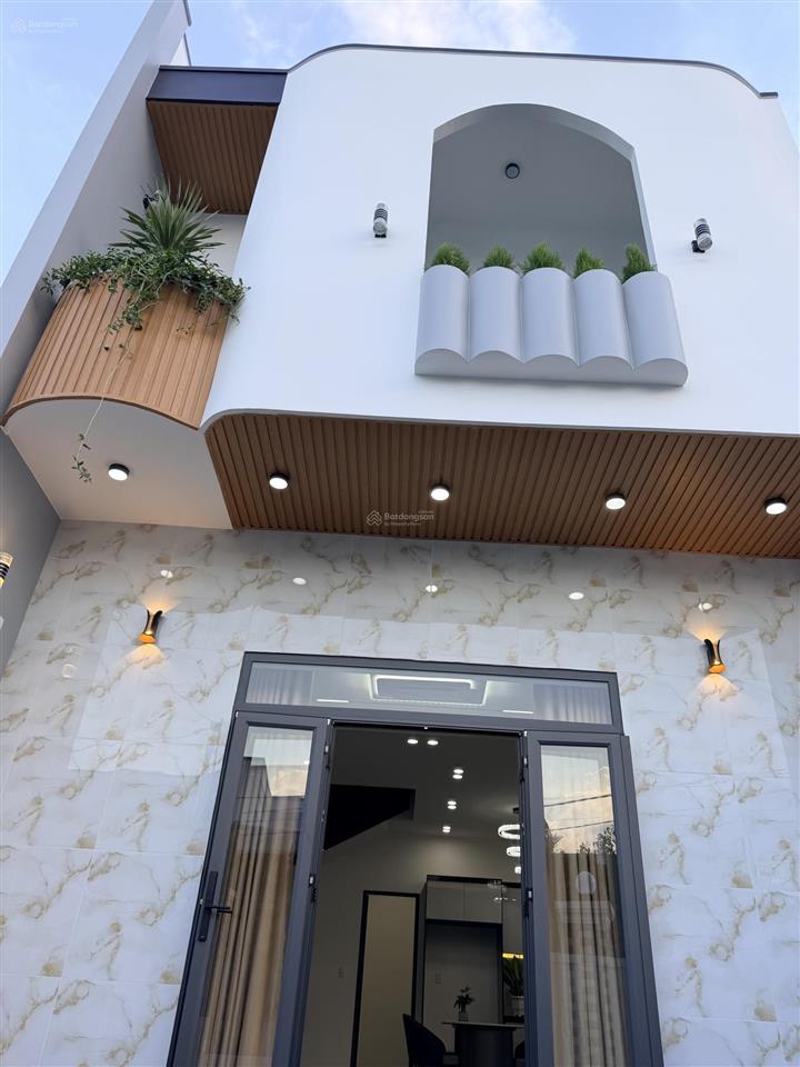 Bán gấp nhà riêng 2,19 tỷ, 95m2, 3pn tại xóm tháp 2, diên phú, diên khánh