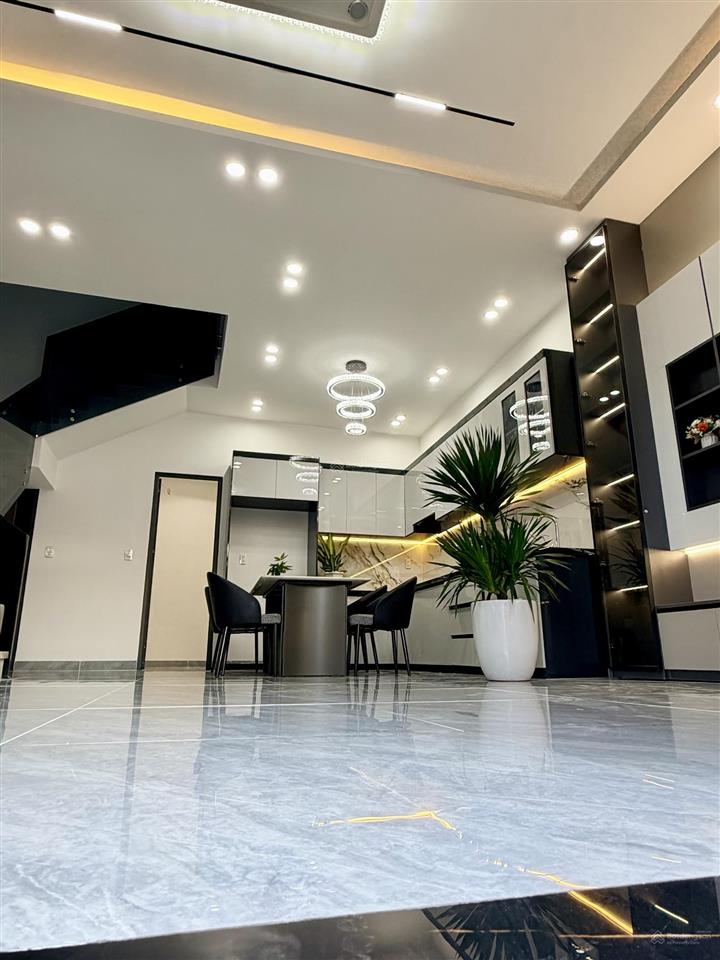 Bán gấp nhà riêng 2,19 tỷ, 95m2, 3pn tại xóm tháp 2, diên phú, diên khánh
