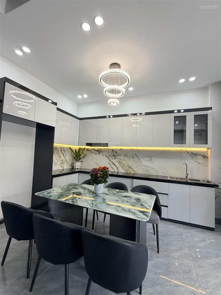 Nhà mới đường ô tô 7 chỗ thông mặt tiền xóm tháp 2 diên phú gần nha trang