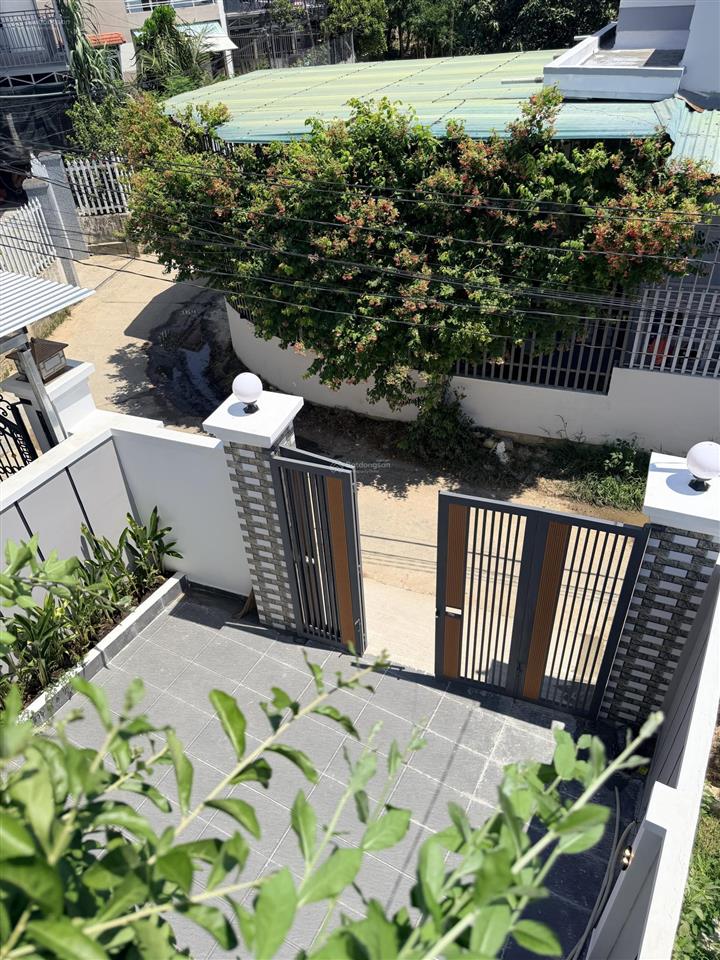 Nhà mới đường ô tô 7 chỗ thông mặt tiền xóm tháp 2 diên phú gần nha trang