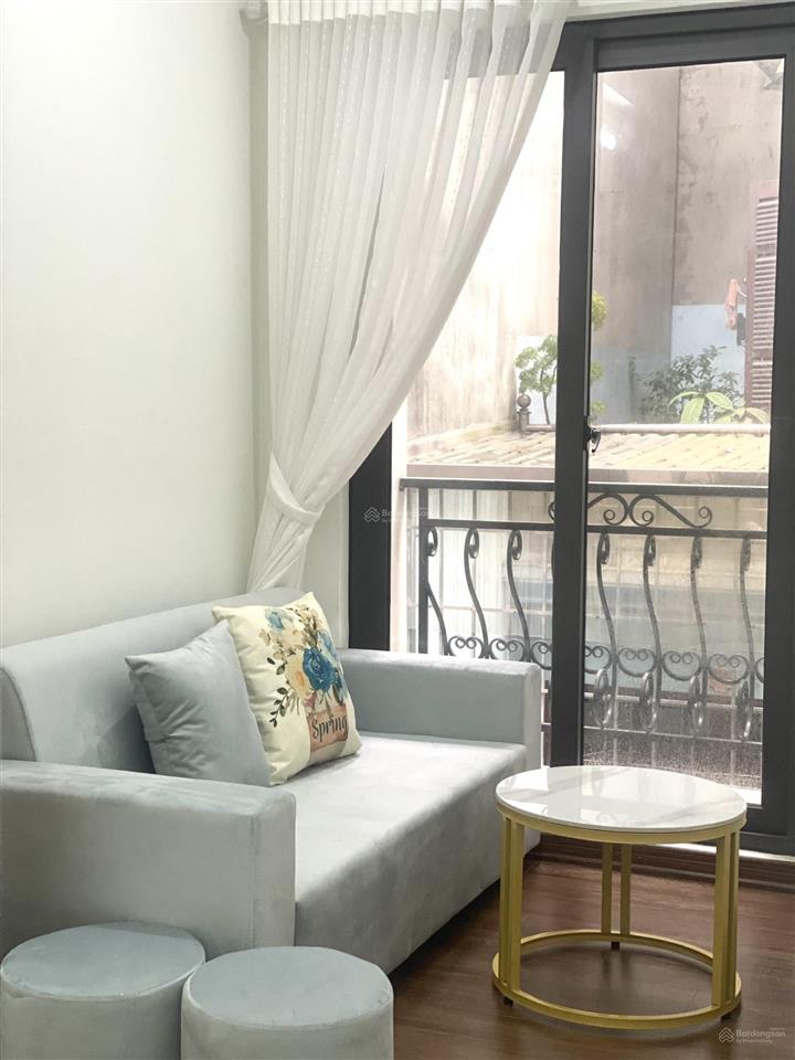 Cho thuê ccmn mới, full đồ, giờ tự do, không chung chủ tại xuân la 4.2tr/th.  0988 823 ***